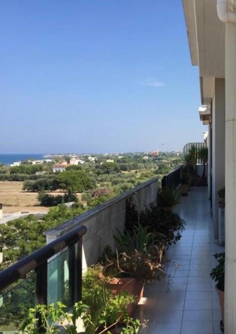 Ferienwohnung Luminoso Attico Trani Exterior foto