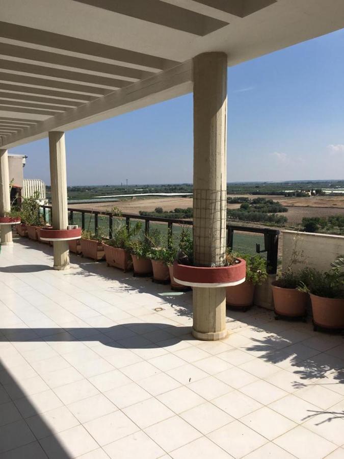 Ferienwohnung Luminoso Attico Trani Exterior foto