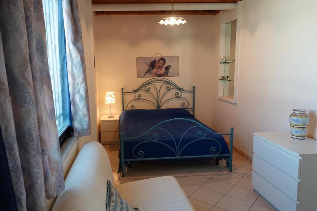 Ferienwohnung Luminoso Attico Trani Exterior foto
